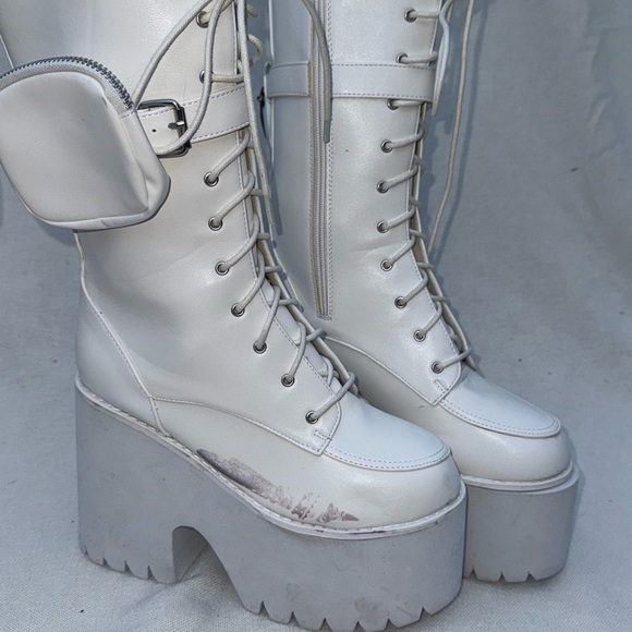 Nyla White Lace Up Pouch Platform Boots Women’s Size 7 - Picture 2 of 11